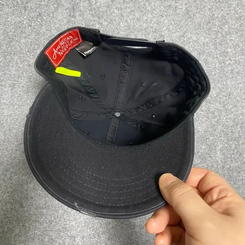 [BUNJANG] NUNUNU x American Needle Collaboration Baseball Cap / 아메리칸니들&amp;NUNUNU 베이스볼캡