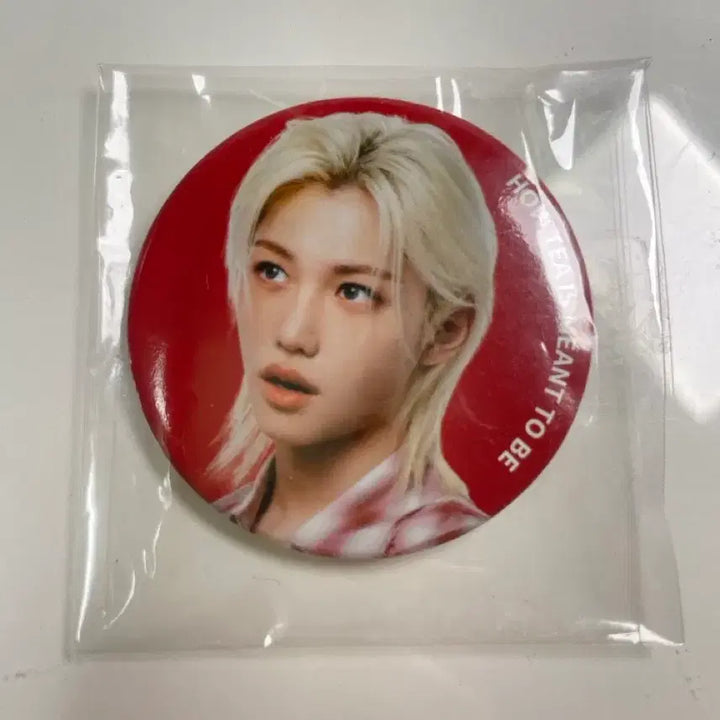 [BUNJANG] Stray Kids Felix Gongcha Badge (Sealed) / 스키즈 필릭스 미개봉 공차 뱃지 판매
