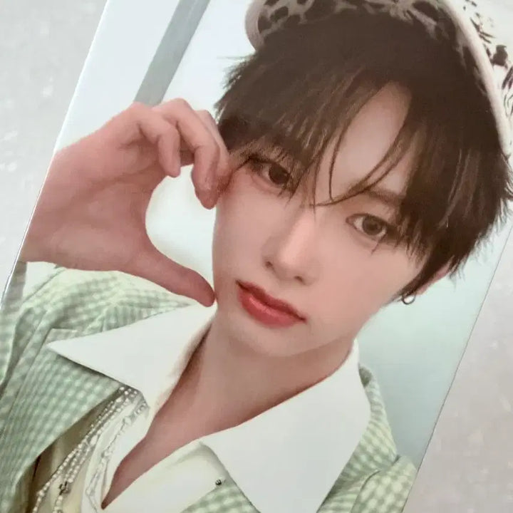 [BUNJANG] Alpha Drive One Ahn Shin Ellemen Magazine Photocard / 알파드라이브원 안신 엘르맨 개인 잡지 포카