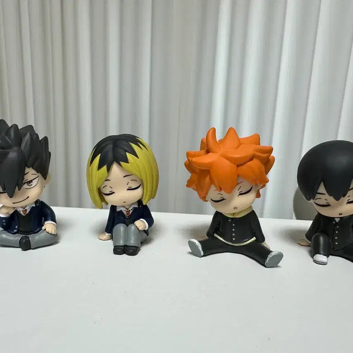 [BUNJANG] Haikyuu!! Shoulder Bump Uniform Version Gacha Figures (Sealed) / 하이큐 어깨쿵 교복 버전 확정 가챠 미개봉 판매
