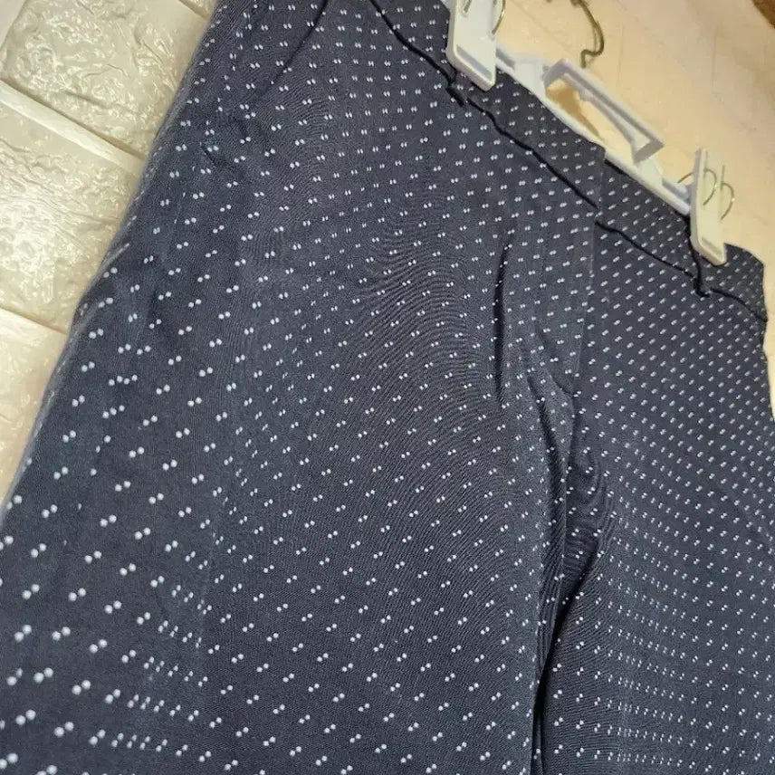 [BUNJANG] Tommy Hilfiger 7-Part Stretch Pants / 타미힐피거 7부 스판바지