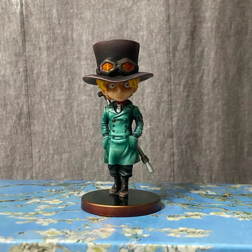 [BUNJANG] Repainted One Piece World Collectable Figure - Sabo (Revolutionary Army) / [리페인트] 원피스 월콜 [ 혁명군 사보 ] 월드 콜렉터블 피규어