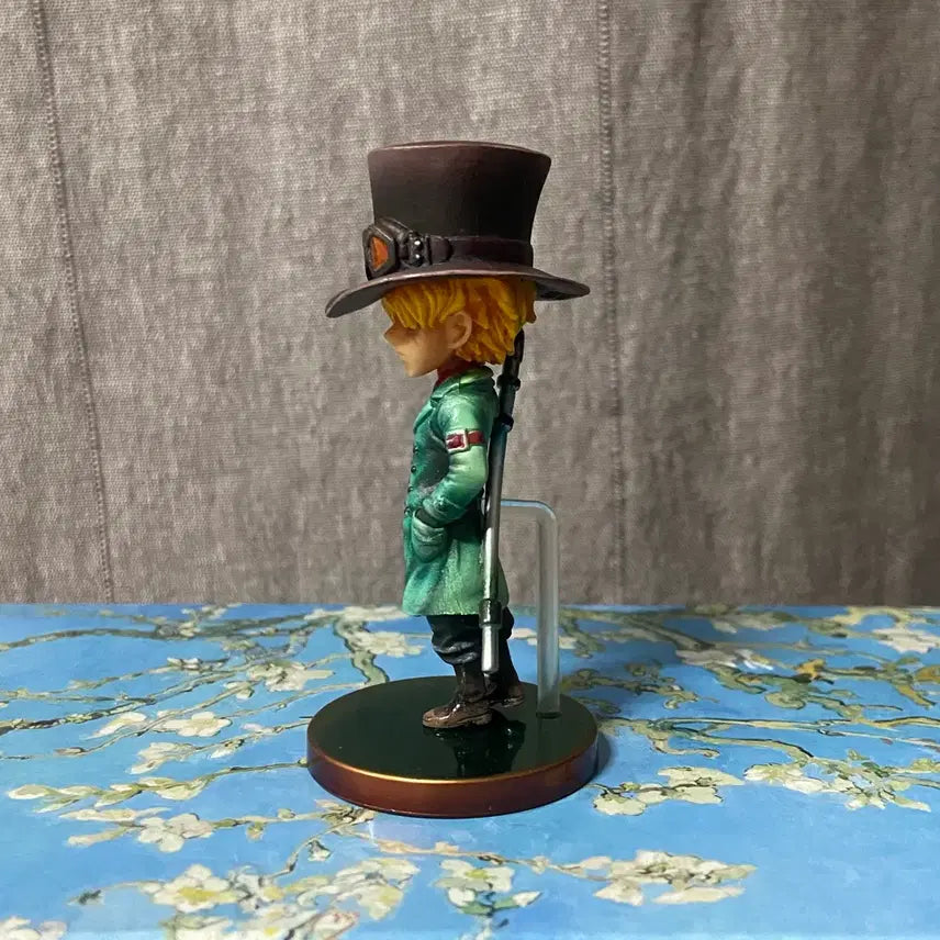 [BUNJANG] Repainted One Piece World Collectable Figure - Sabo (Revolutionary Army) / [리페인트] 원피스 월콜 [ 혁명군 사보 ] 월드 콜렉터블 피규어