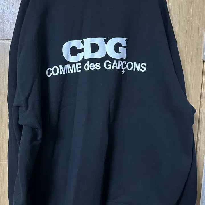 [SOLD OUT] CDG OVERSIZED CREW NECK SWEATSHIRT Black