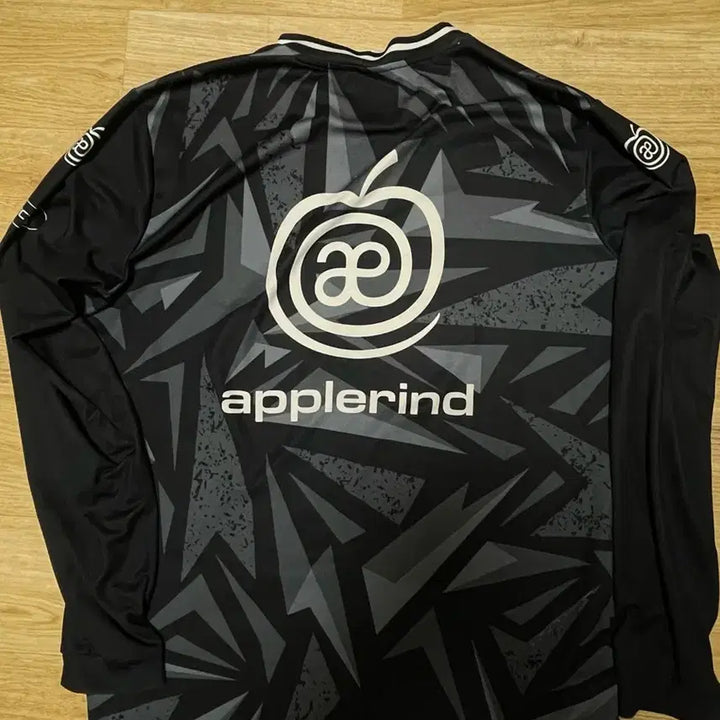 [BUNJANG] Apple Kind Training Long Sleeve Soccer Jersey (Player Issued) / 애플라인드 트레이닝 긴팔 선수지급용 축구부