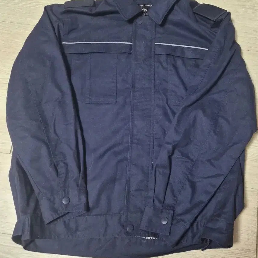 [BUNJANG] Goedam Chulgeun Jaegwan Guk Jacket + Name Tag / 괴담출근 재관국 자켓 양도