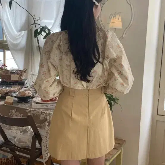 [BUNJANG] Butterheim Flower Blouse / 버터하임 플라워 블라우스