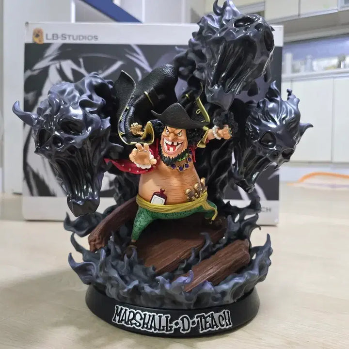 [BUNJANG] LB-STUDIOS One Piece Marshall D. Teach Figure (Unsealed) / LB-STUDIOS 원피스 마샬 D. 티치 피규어 개봉양품