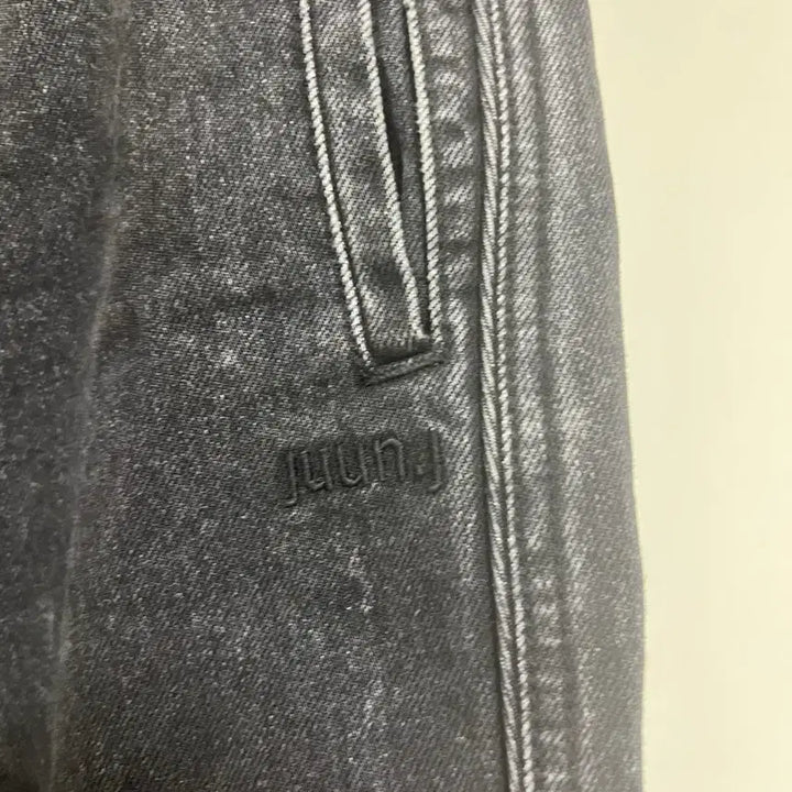 [SOLD OUT] 준지 유아인 블랙 데님 조거 팬츠 (46사이즈)