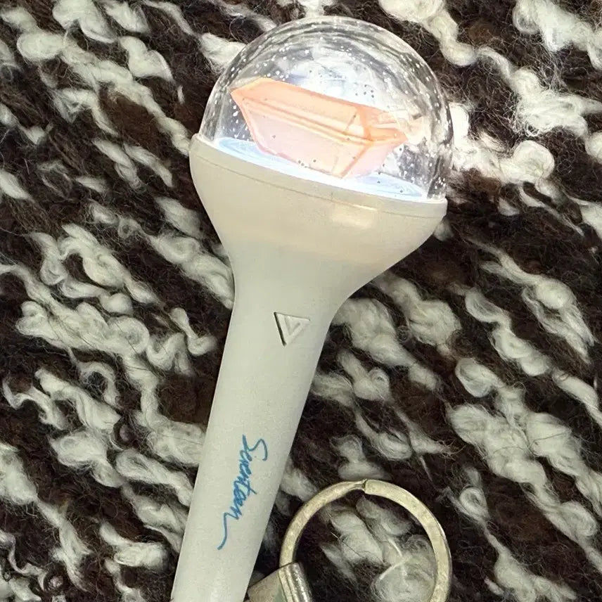 [BUNJANG] SEVENTEEN Mini Carat Bong New Ver. Old Ver. Light Stick / 세븐틴 미니 캐럿봉 뉴럿봉 구럿봉