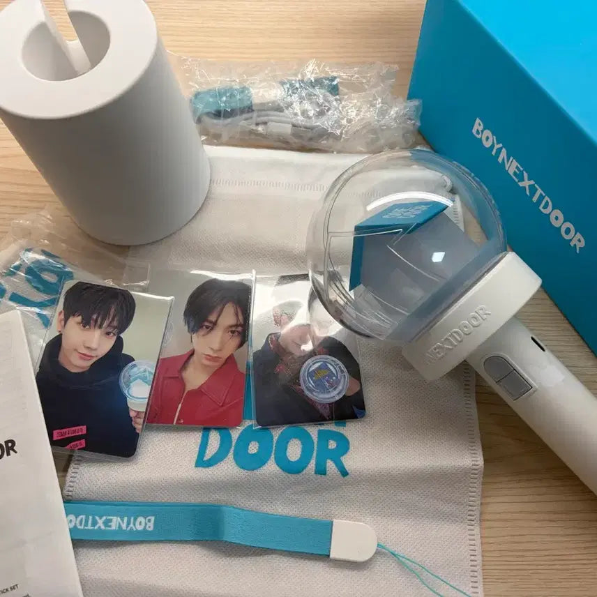 [BUNJANG] BOYNEXTDOOR Wondstick Lightstick / 보넥도 응원봉 보이넥스트도어 원더스틱