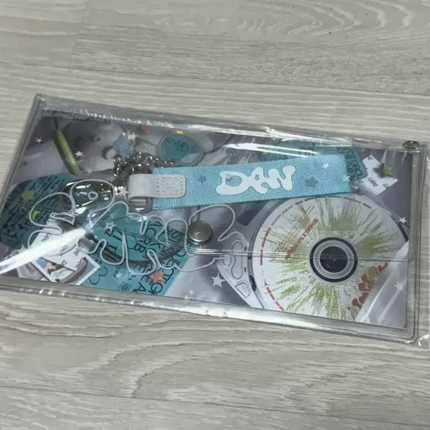 [BUNJANG] SPARKLING JINX Kim Dan Showcase Kit (Korean Limited Edition) Sealed / 스파클즈 징크스 쇼케이스키트(한국한정) 미개봉