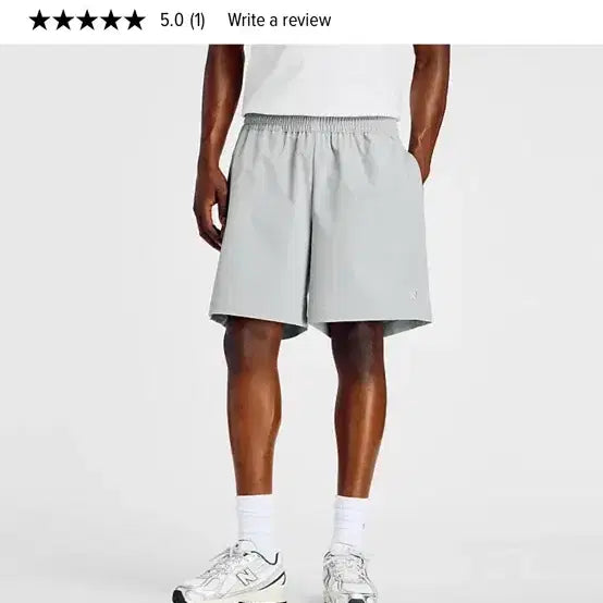 [BUNJANG] New Balance NB Dry &amp; Stretch Woven Grey Shorts / 뉴발란스 반바지 - NB드라이 &amp; 스트레치 우븐