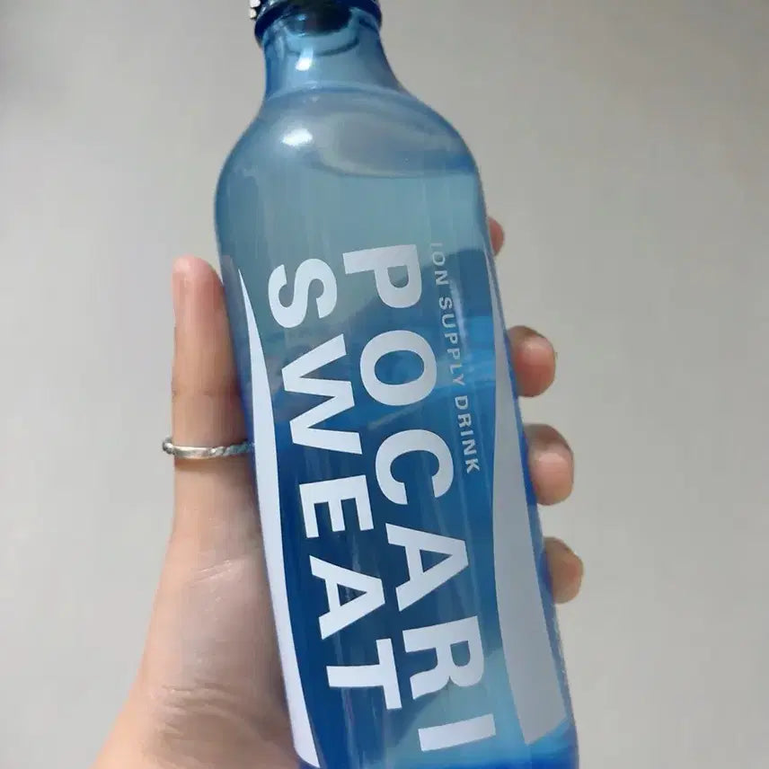 [BUNJANG] Rare Discontinued Pocari Sweat Bottle - Japan Limited Edition / 희귀) 일본 한정 단종 병 포카리 스웨트