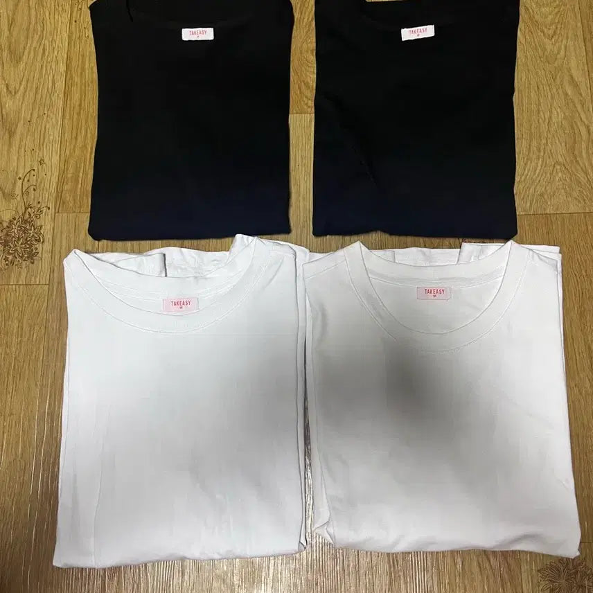 [BUNJANG] TakeEasy Solid Cropped Short-Sleeve T-Shirt (Black/White, M) / 테이크이지 솔리드 크롭 반팔 티셔츠 블랙 화이트 M