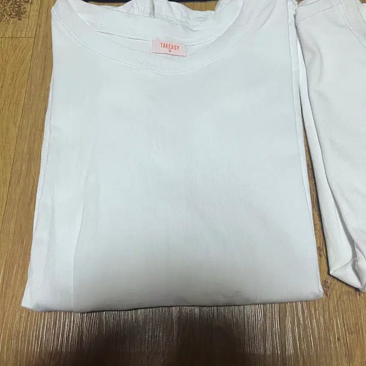 [BUNJANG] TakeEasy Solid Cropped Short-Sleeve T-Shirt (Black/White, M) / 테이크이지 솔리드 크롭 반팔 티셔츠 블랙 화이트 M