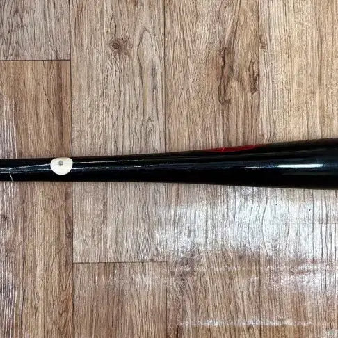 [BUNJANG] Kim Sun Bin Kia Tigers Game-Used Signed Baseball Bat / 기아 타이거즈 김선빈 선수 실사용 싸인 배트