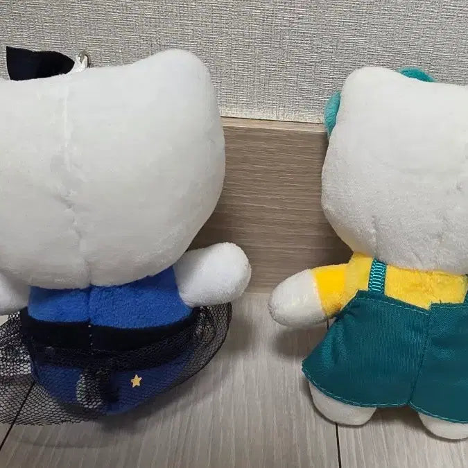 [BUNJANG] Sanrio Hello Kitty 2-Piece Set / 택포)산리오 헬로키티 2마리 세트 일괄판매