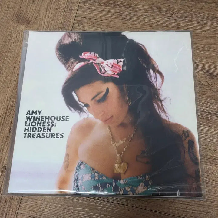 [BUNJANG] Amy Winehouse Lioness: Hidden Treasures LP / 에이미와인하우스 Lioness: Hidden Treasures lp