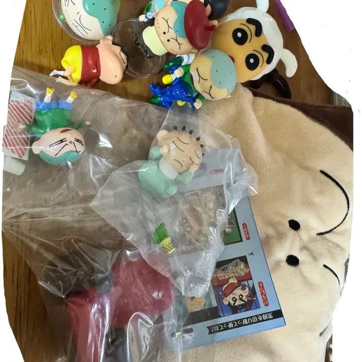 [BUNJANG] Crayon Shin-chan Crayon Shin-chan &amp; Bo Figure Bundle / 짱구 + 훈이 처분합니다~~!