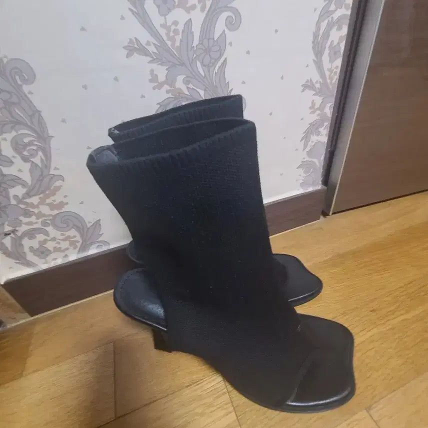 [BUNJANG] Black Knit Sock Ankle Boots (240) / 블랙 니트 삭스 앵클 부츠240