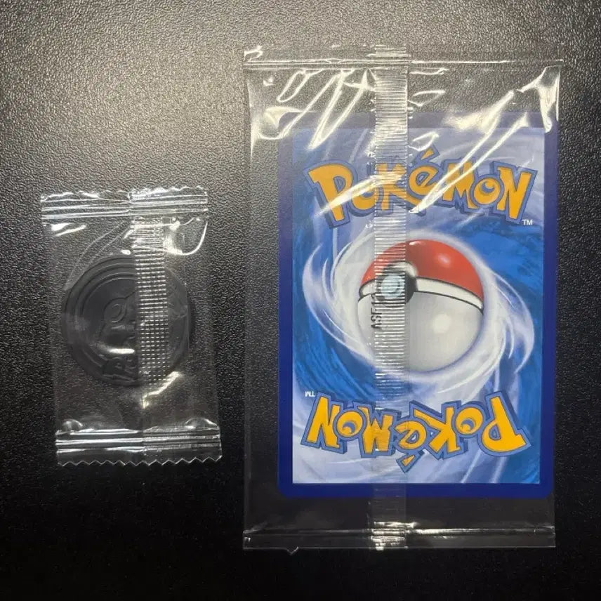 [BUNJANG] Pokémon Card Second Print Den Labe Card &amp; Coin Set (Sealed) / 포켓몬 카드 중판 드닐레이브 카드&amp;코인 세트 (미개봉)