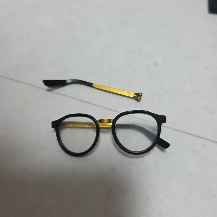 [BUNJANG] Look Up Glasses / 룩업 안경