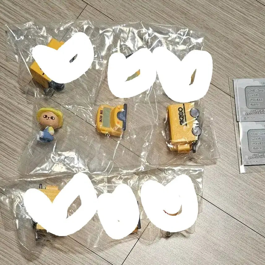 [BUNJANG] Stray Kids School Bus Gacha Figure (Perm) / 퍼핌 스키주 스쿨버스 일본 가챠 기차 스키즈