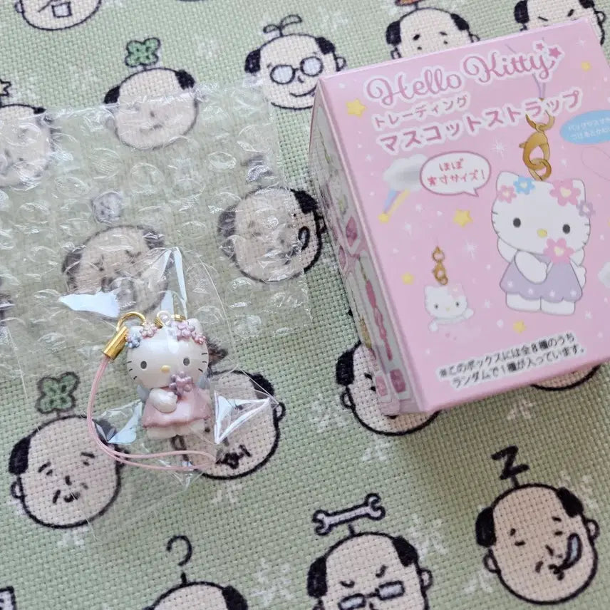 [BUNJANG] Sanrio Hello Kitty Mascot Strap Figure / 헬로키티 마스코트 스트랩 랜덤 피규어