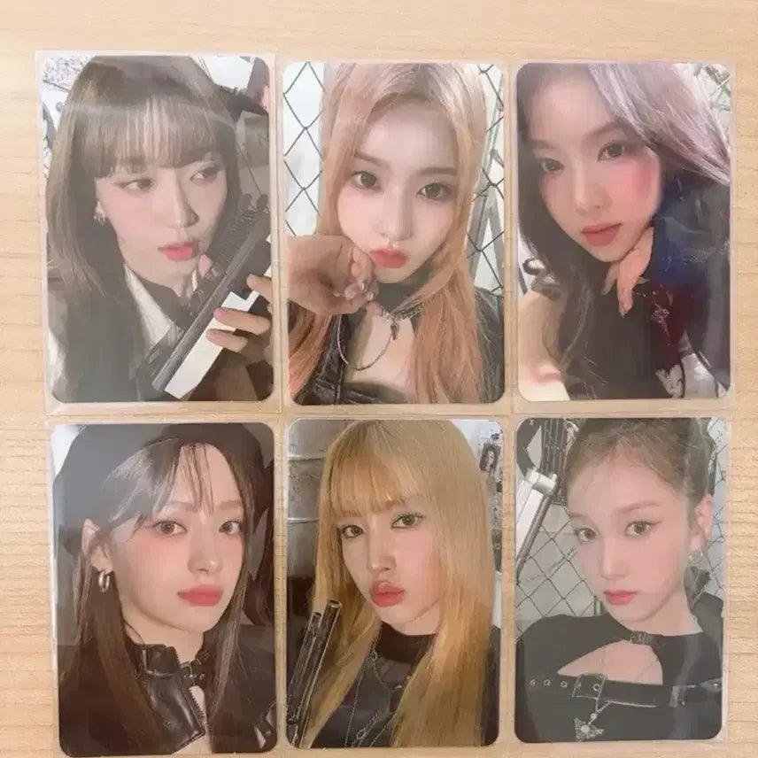 [BUNJANG] STAYC Photocard Bundle Set (18 pcs) / 급전!!) 스테이씨 포토카드 18장 일괄 판매합니다~~