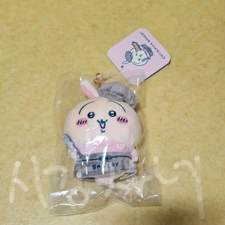 [BUNJANG] Chiikawa Bakery Usagi Mascot (Sealed) / 치이카와 베이커리 우사기 마스코트 미개봉