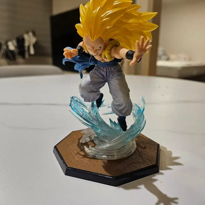 [BUNJANG] Dragon Ball Z S.H.Figuarts Super Saiyan Trunks Figure / 피규어아츠 오천크스 팝니다.