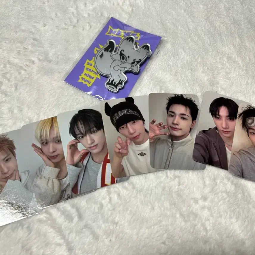 [BUNJANG] NEXZ Mmchk Showcase Entry Photocard Set + Keyring / 넥스지 NEXZ Mmchk 쇼케이스 입장 포카 키링 세트