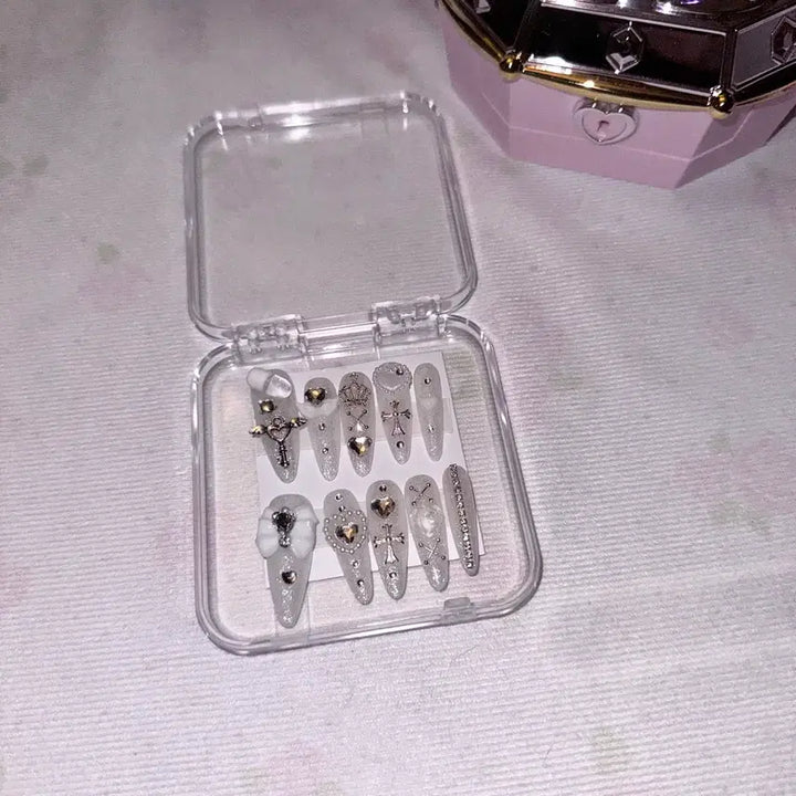 [BUNJANG] Angelic Crown White Glitter Long Tip Handmade Press-On Nails / 6만원대 엔젤릭 크라운 화이트 글리터 롱팁 수제네일