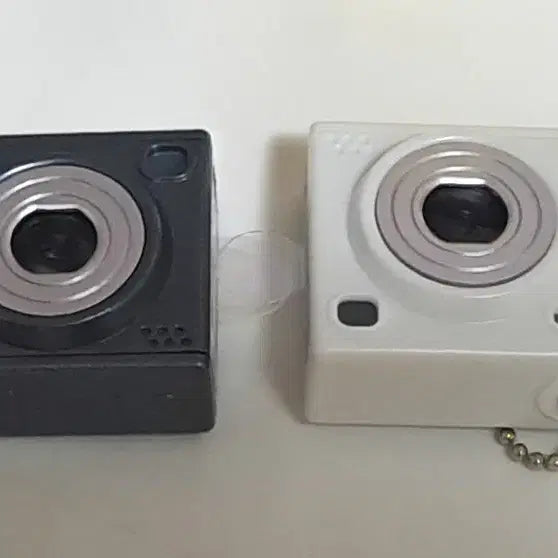 [BUNJANG] Toys Spirit Shining Digital Camera Gacha Black/White / 토이즈 스피릿 빛나는 디지털 카메라 가챠 블랙/화이트