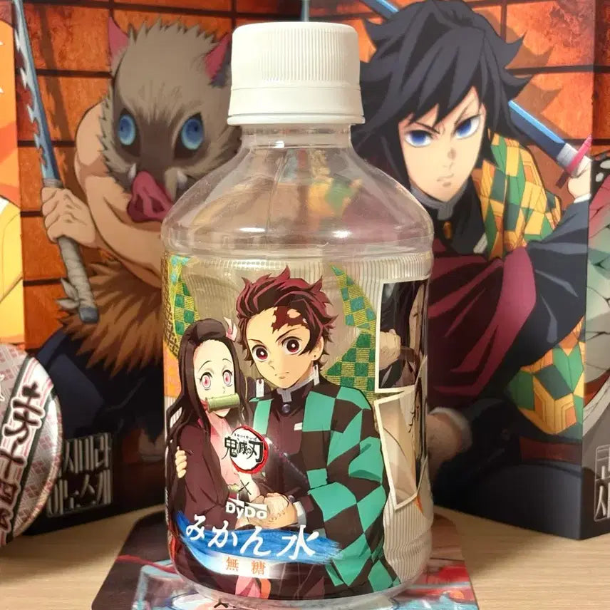 [BUNJANG] Demon Slayer: Kimetsu no Yaiba Tanjiro &amp; Nezuko Drink Can/Bottle / 다이도 귀멸의 칼날 귀칼 탄지로 네즈코 자판기 음료 캔 페트병 물통