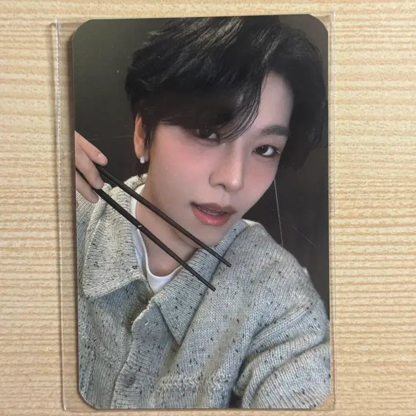 [BUNJANG] Aldi One Haidilao Xinlong Photocard / 알디원 하이디라오 씬롱 포카