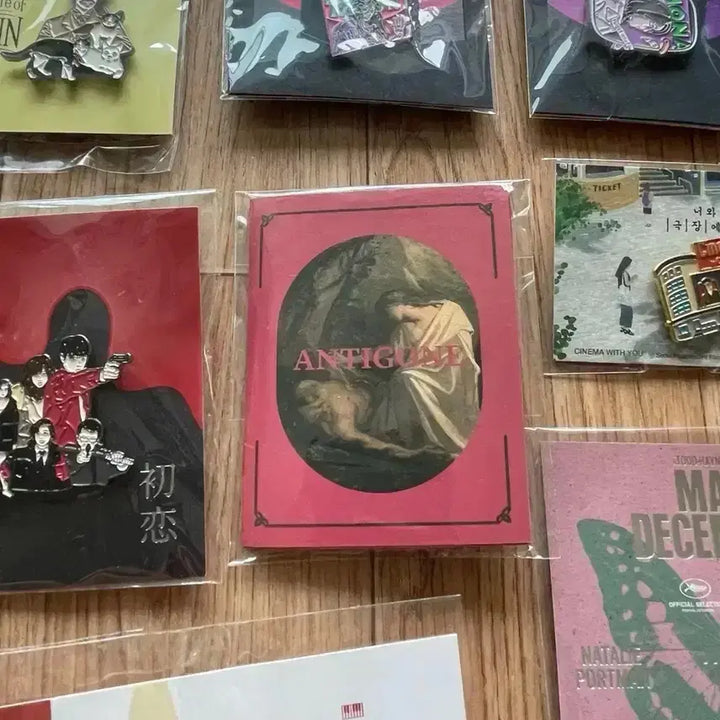 [BUNJANG] Antigone Art House Badge A3 Poster Lenticular Postcard Movie Artist Goods / 안티고네 아트하우스 뱃지  A3 포스터 렌티큘러엽서 영화 아티스트 굿즈