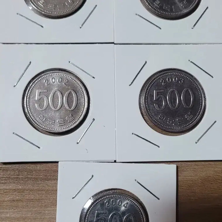 [BUNJANG] Circulated 500 KRW Coins (2000-2004) - Bundle Set / 동전 사용제 500원  2000년 ~2004년 일괄