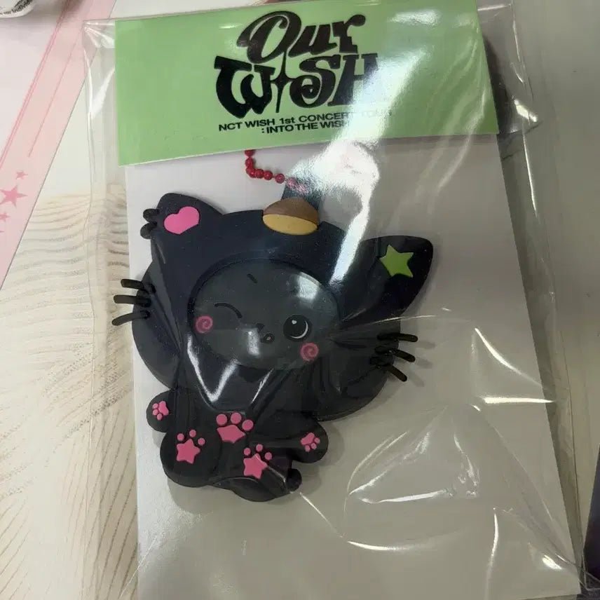 [BUNJANG] KUri Our Wish Pin Button Holder (Sealed) / (미개봉)쿠리 아워위시 핀버튼 홀더