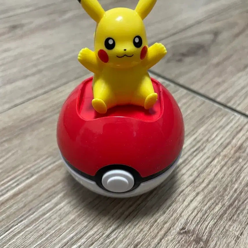 [BUNJANG] Pikachu Jumping Figure / 피카츄 점핑 피규어