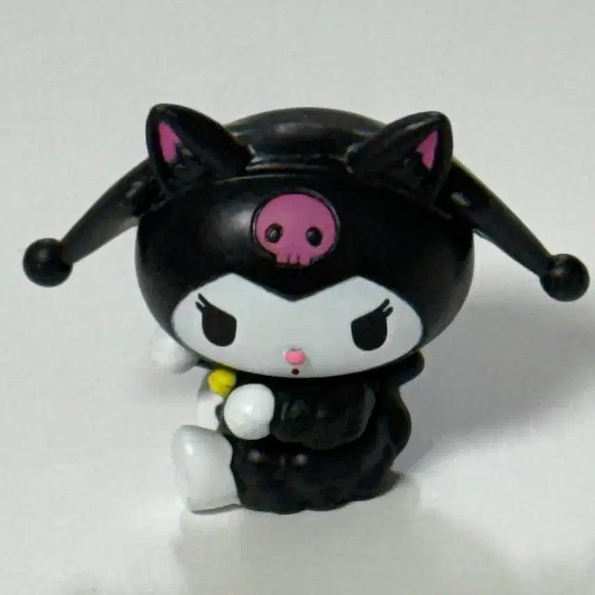 [BUNJANG] Kuromi Badtz-Maru Black Collabo Gacha Cat Kuromi / 쿠로미 배드바츠마루 블랙콜라보 가챠 고양이 캣쿠로미