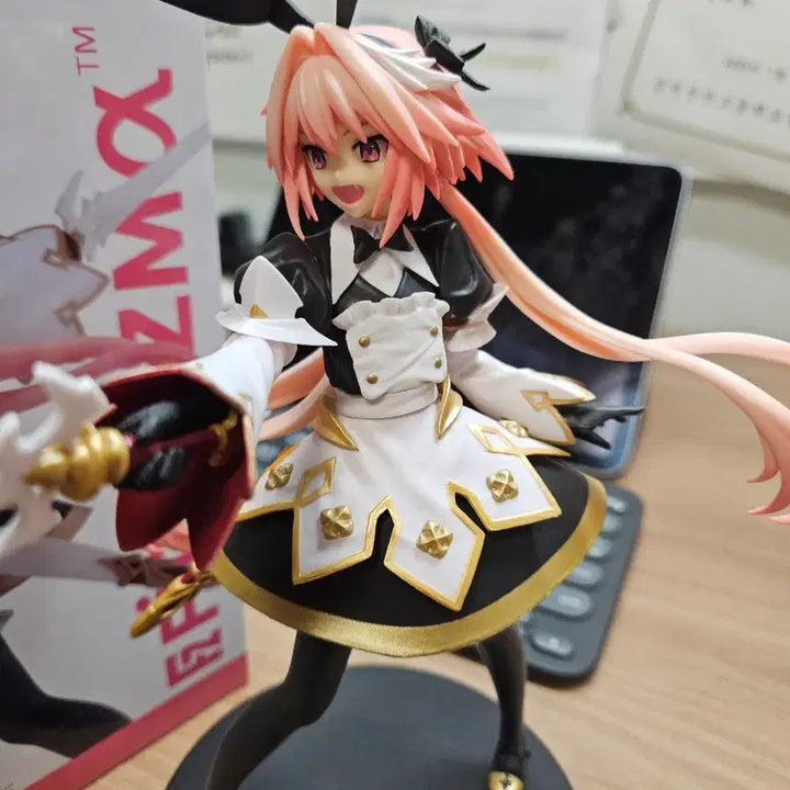 [BUNJANG] Astolfo Fate/Grand Order Figure / 아스톨포 페이트 그랜드오더 피규어