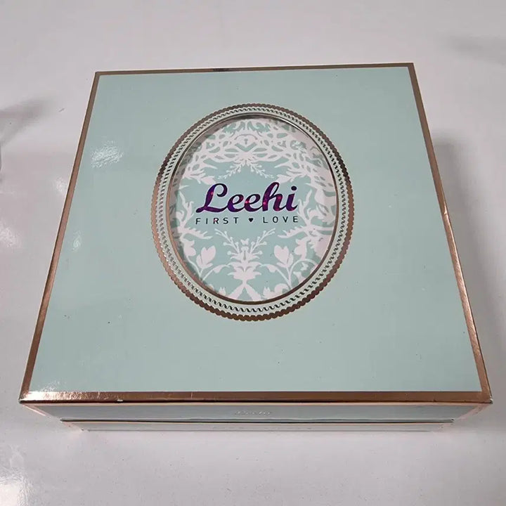 [BUNJANG] Lee Hi 1st Album First Love CD / 이하이 1집 First Love CD