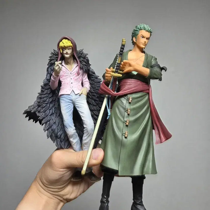 [BUNJANG] One Piece Zoro / Corazon Figure (No Base) / 원피스 피규어 조로/코라손 [발판없음]