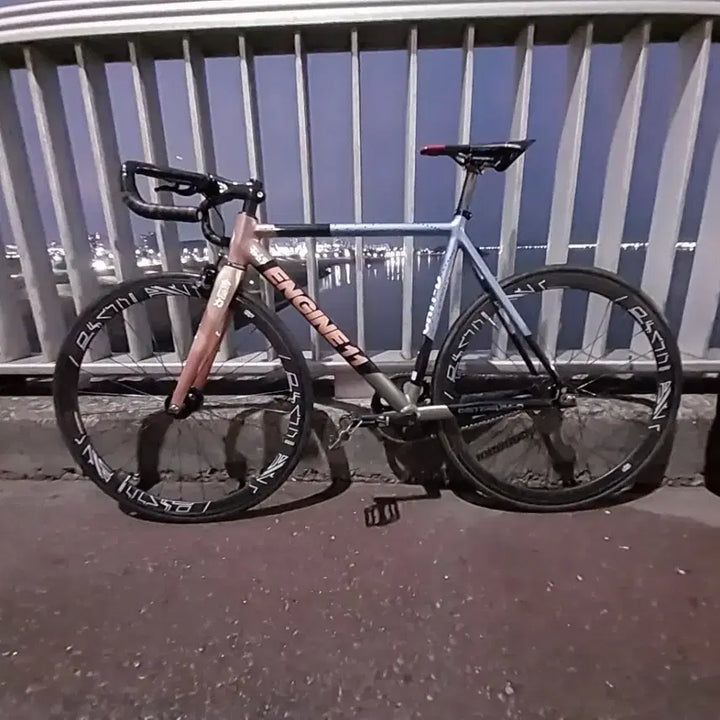 [BUNJANG] Engine 11 Golden Chaos Full Bike - Size M / 엔진 11  골든카오스 판 대