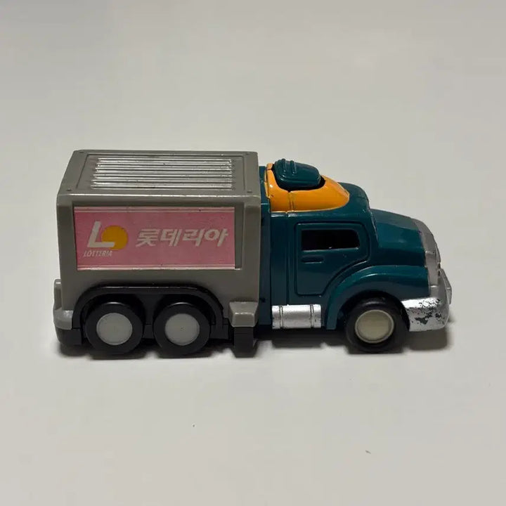 [BUNJANG] Lotteria Top Truck Vintage Miniature Car / [올드 미니카]롯데리아 탑차