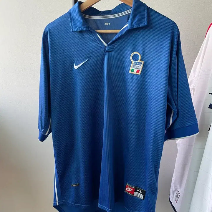 [BUNJANG] Italy National Team 1997-1998 Home Football Jersey (XL) / 97-98 이탈리아 국대 홈 유니폼 해외XL