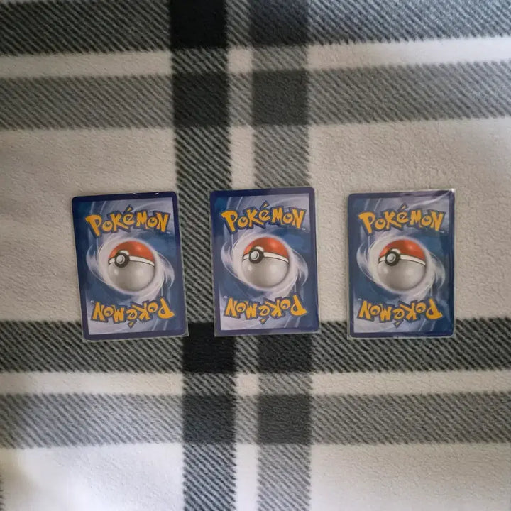 [BUNJANG] Pokemon Card Bundle (20th Anniversary reprint Charizard, Nest Ball, M Pidgeot ex) / 포켓몬 카드 일괄 판매