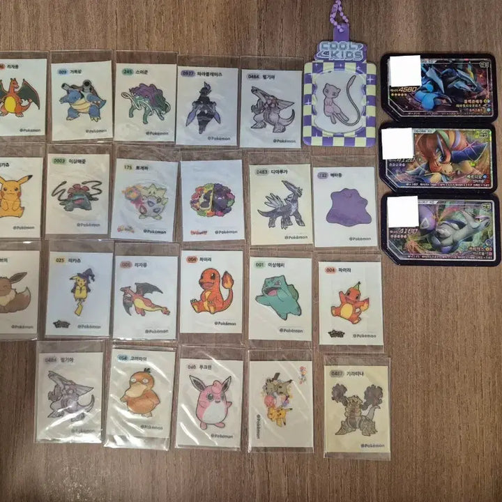 [BUNJANG] Pokemon Stickers &amp; Gaole Discs Bundle / 포켓몬 띠부실,가오레